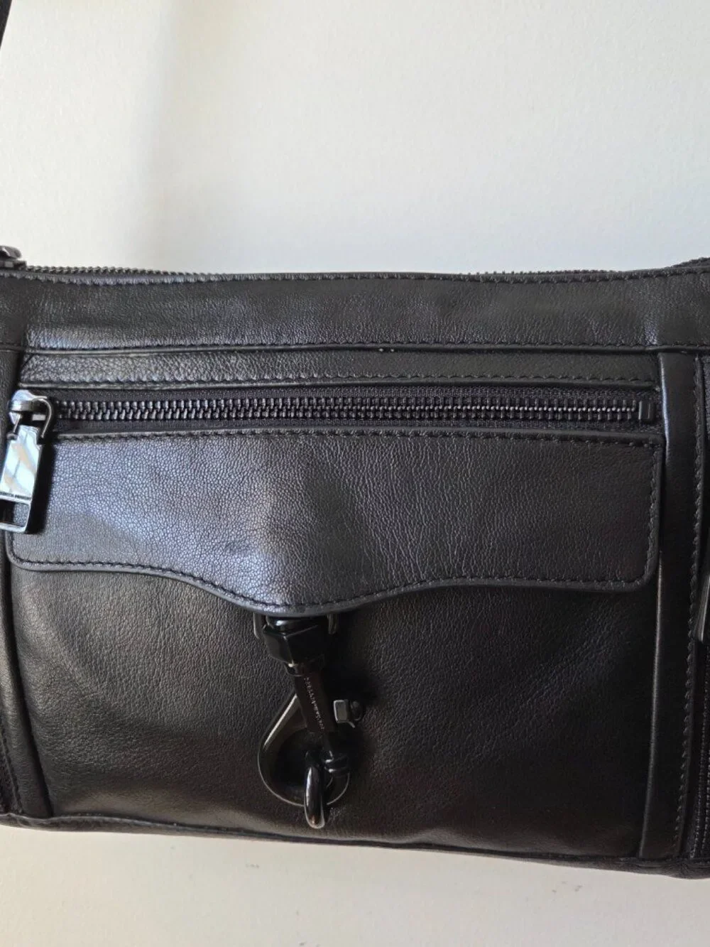 LIKE NEW REBECCA MINKOFF BLACK GENUINE LEATHER CROSSBODY BAG MEDIUM